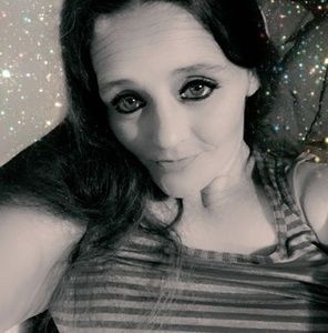 Meet your Posher, Shanea